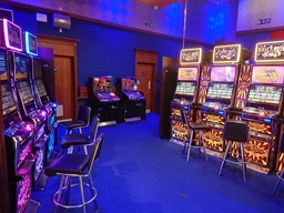 Buzz Bingo and The Slots Room Dundee Logo